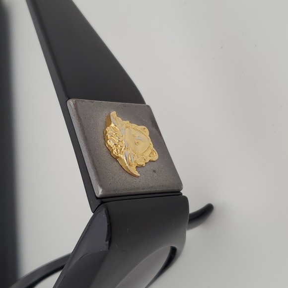 Authentic Versace 90s Sunglasses - Picture 2 of 6